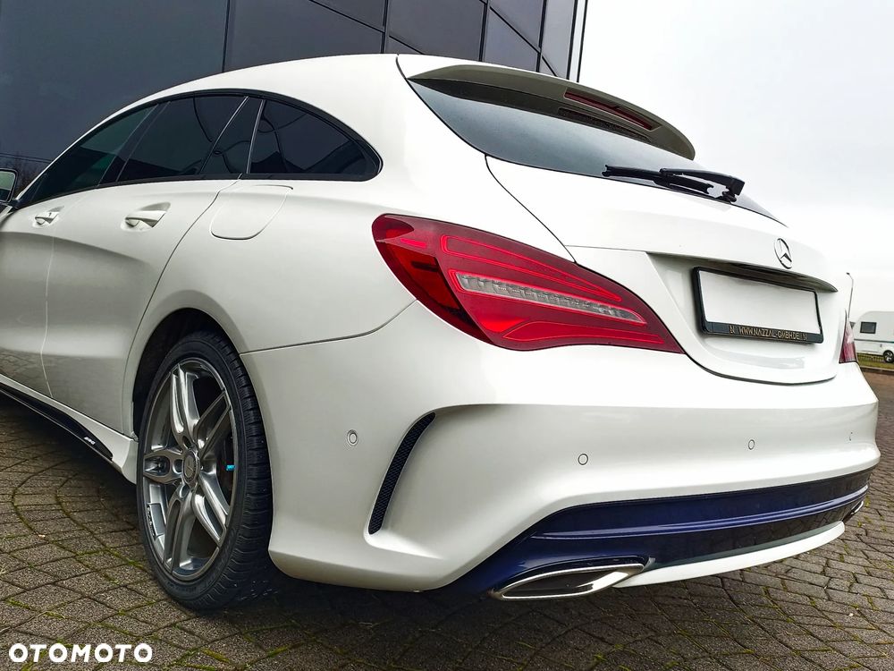 Mercedes-Benz CLA 200 AMG Line - 14