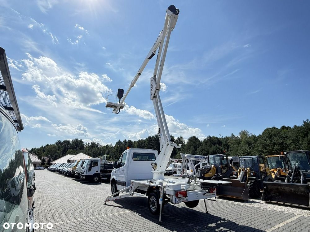Mercedes-Benz Sprinter - 18