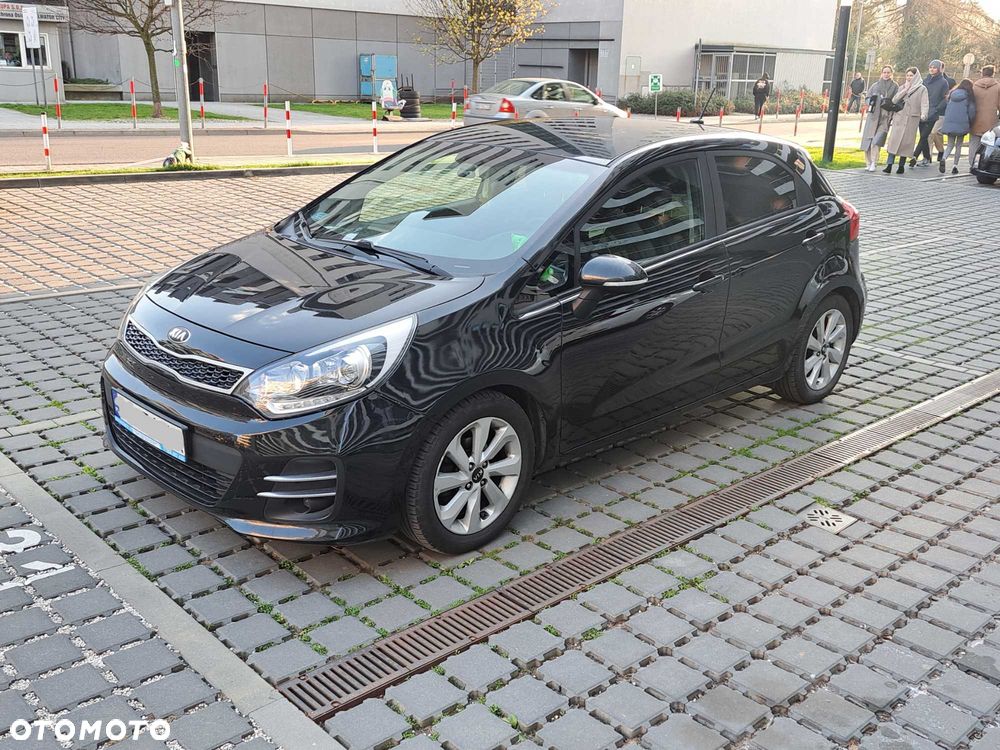 Kia Rio - 1