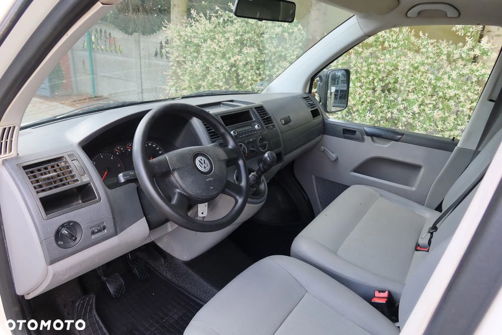 Volkswagen Transporter - 8
