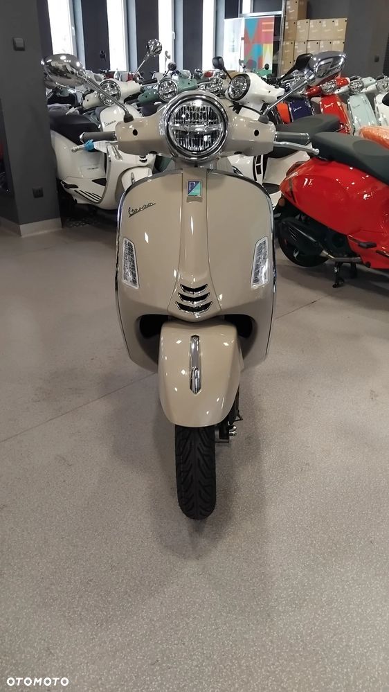 Vespa GTS - 6