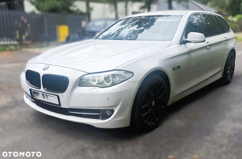 BMW Seria 5 520d - 5