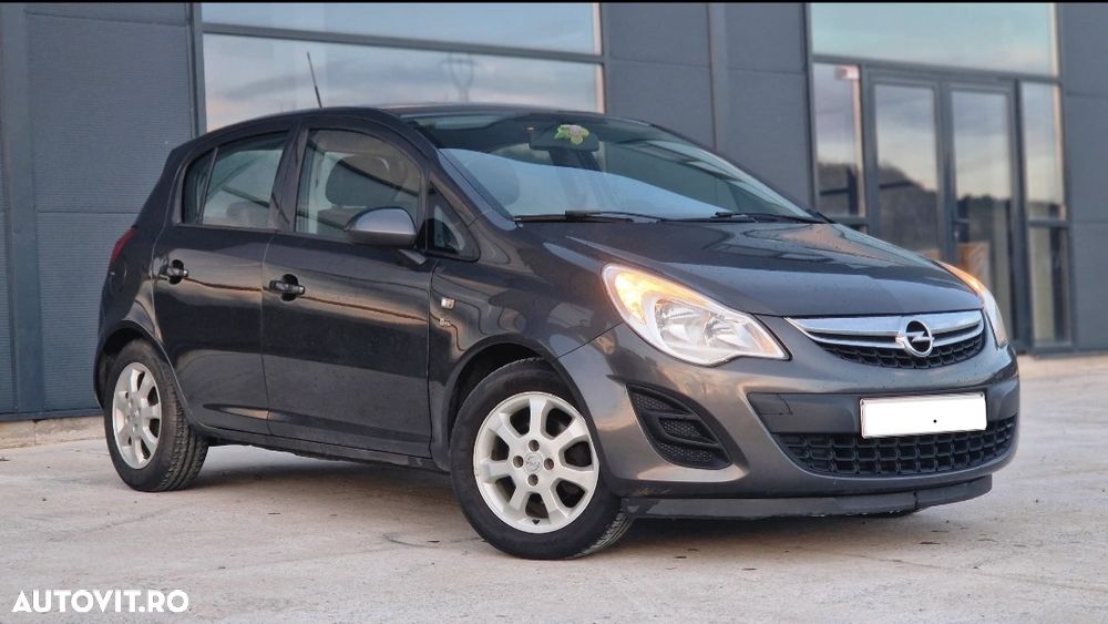 Opel Corsa 1.3 CDTI EcoFlex Start/Stop Cosmo - 2