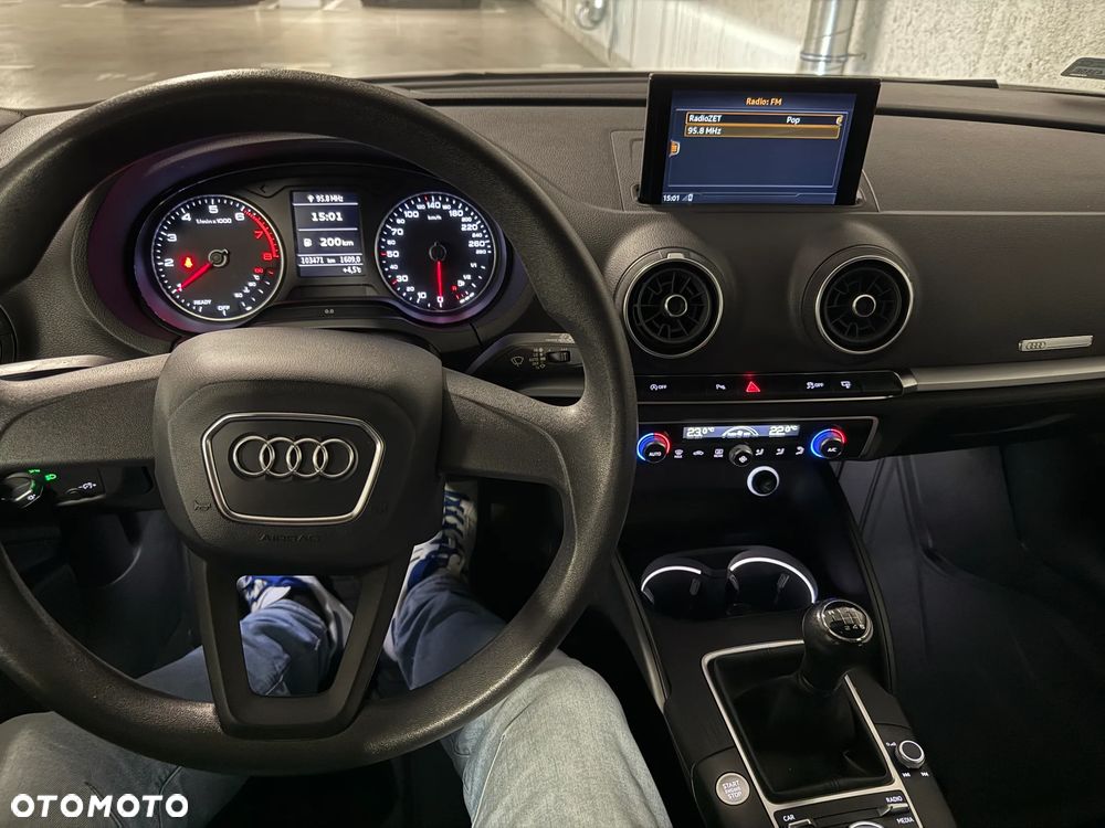 Audi A3 Sportback - 17