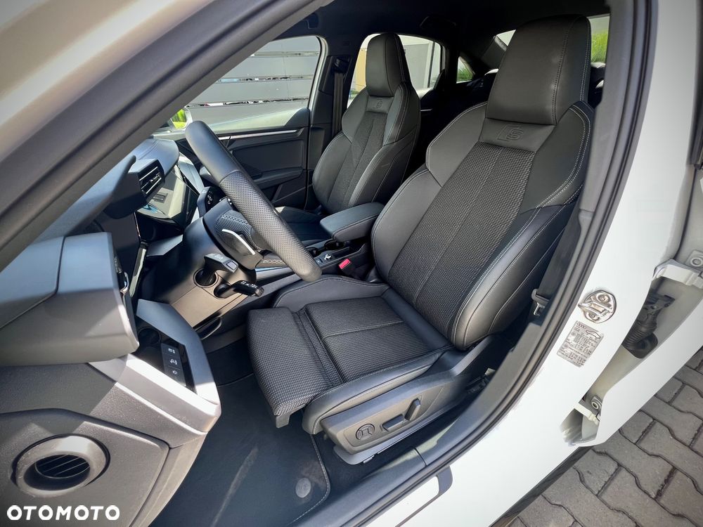 Audi A3 Limousine 35 TFSI mHEV S Line S tronic - 14