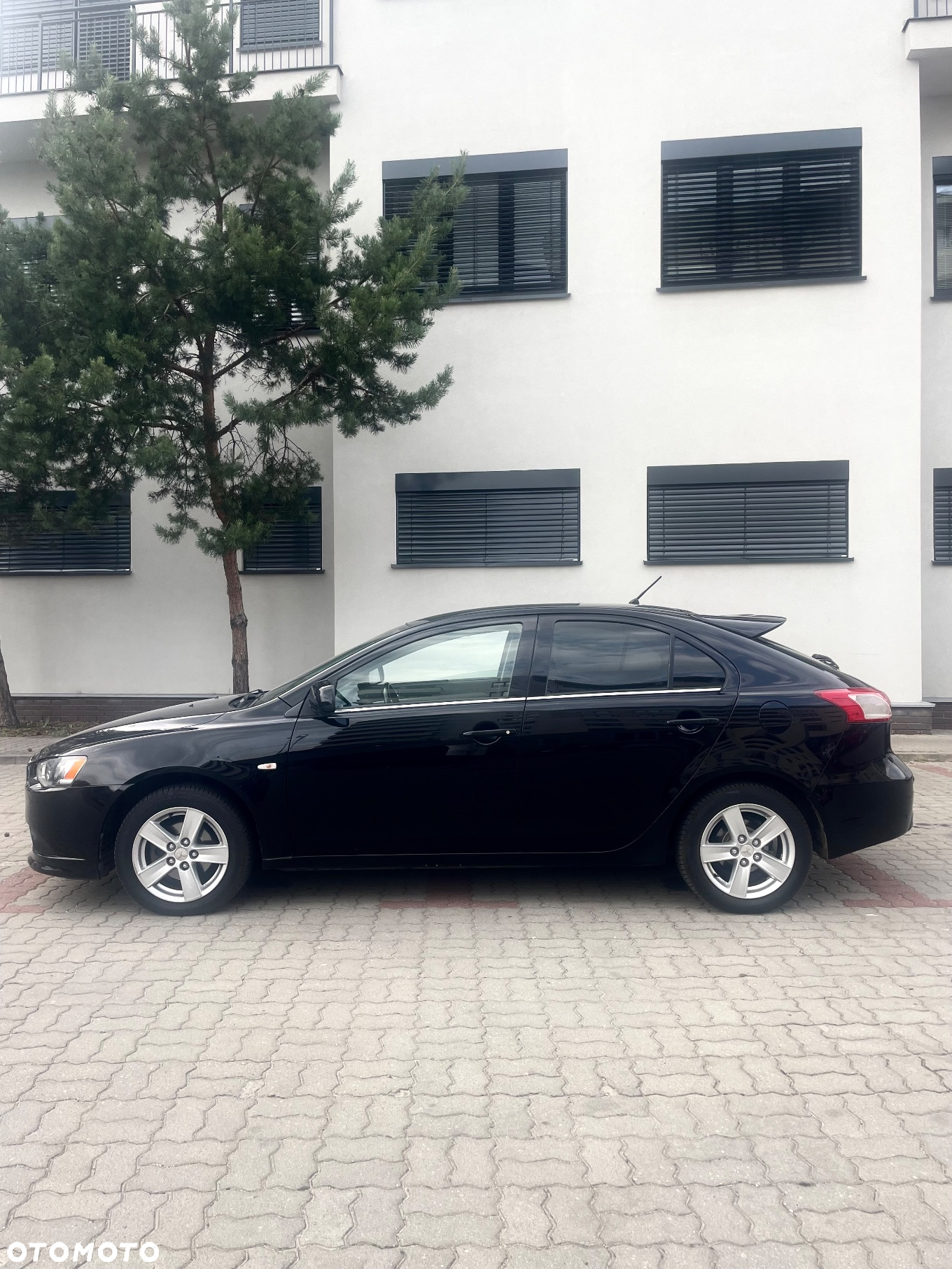 Mitsubishi Lancer 1.8 Intense - 13