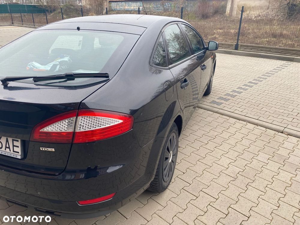 Ford Mondeo 1.8 TDCi Ambiente - 5