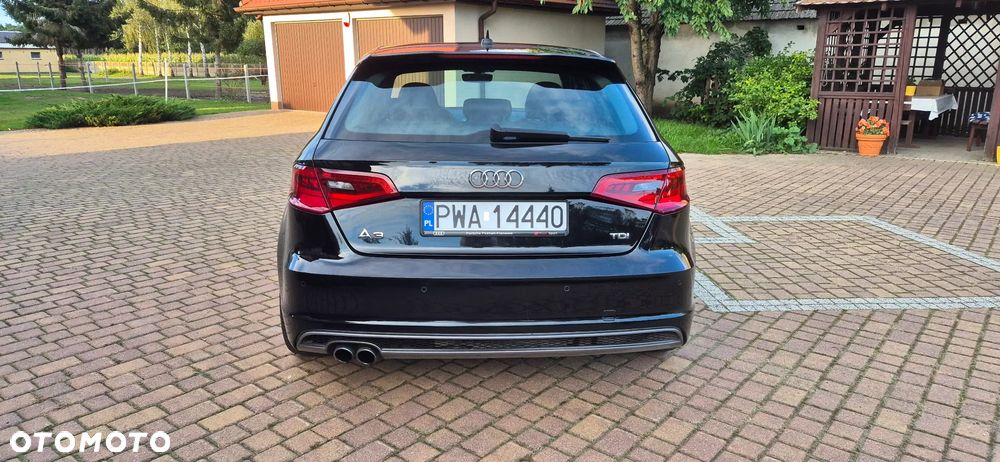 Audi A3 Sportback 2.0 TDI (clean diesel) S tronic S line Sportpaket - 9