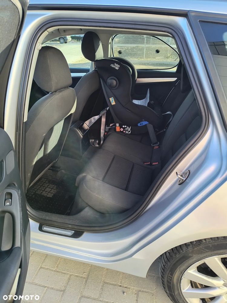 Audi A4 Avant 2.0 TDI DPF Attraction - 13