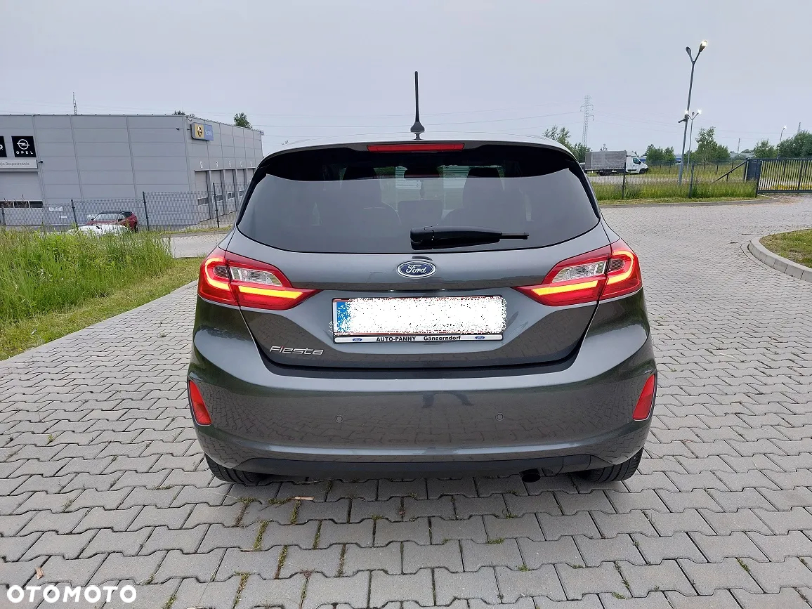 Ford Fiesta - 5