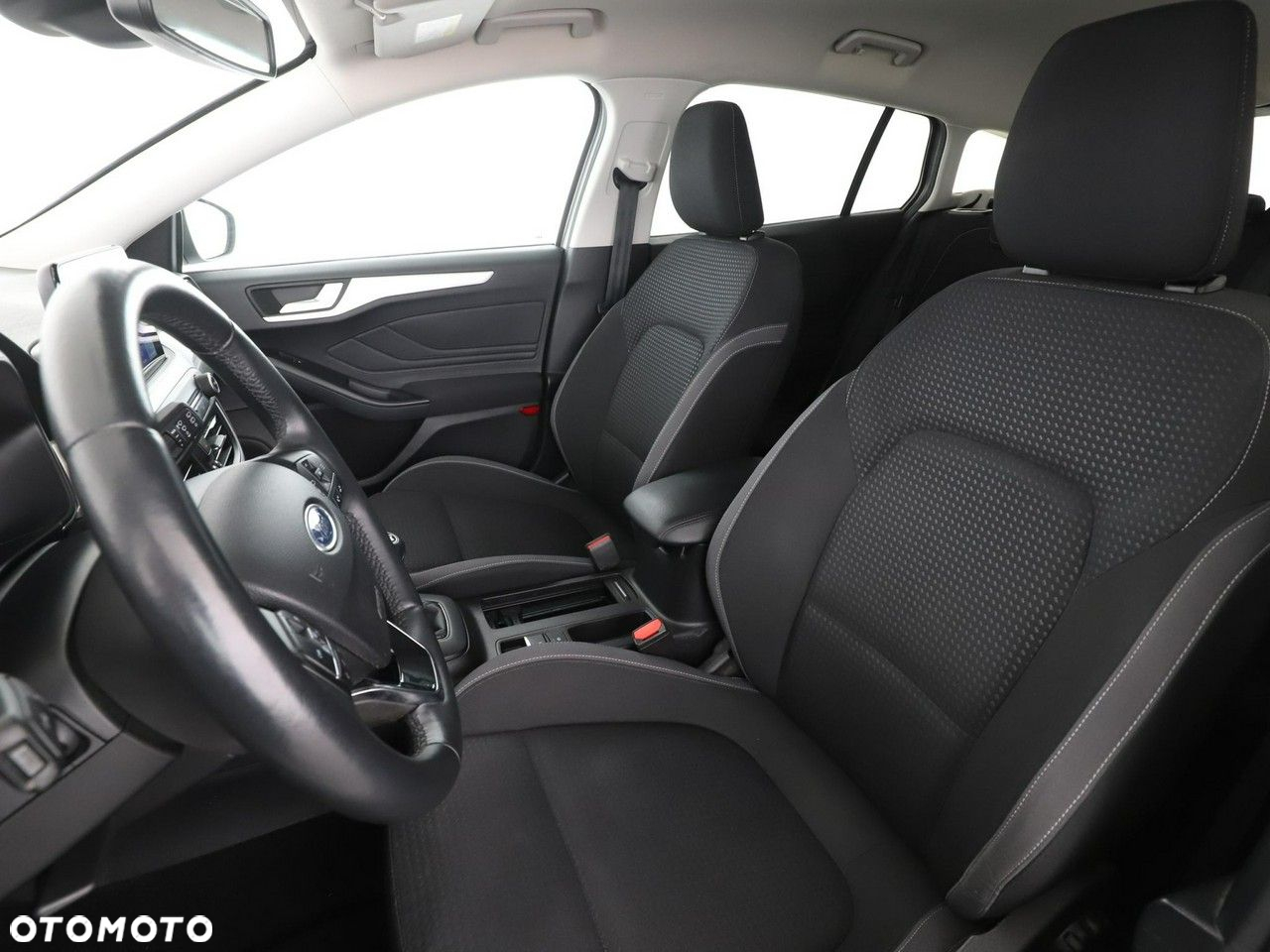Ford Focus Turnier 1.5 EcoBlue Start-Stopp-System COOL&CONNECT DESIGN - 13