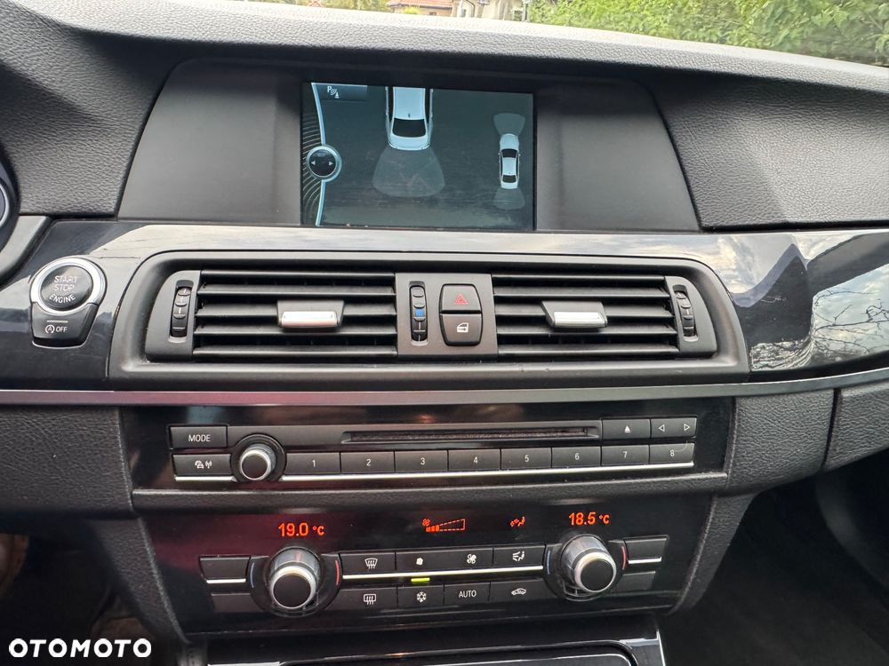 BMW Seria 5 520d Edition Fleet Sport - 23