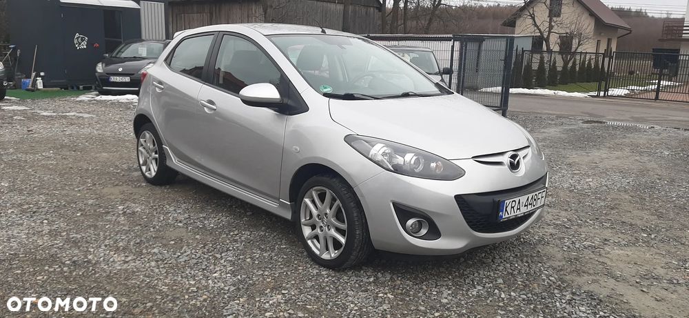 Mazda 2 - 17