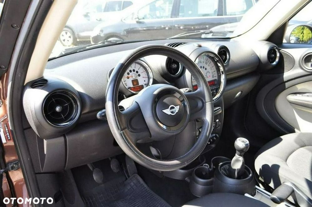 MINI Countryman One - 10