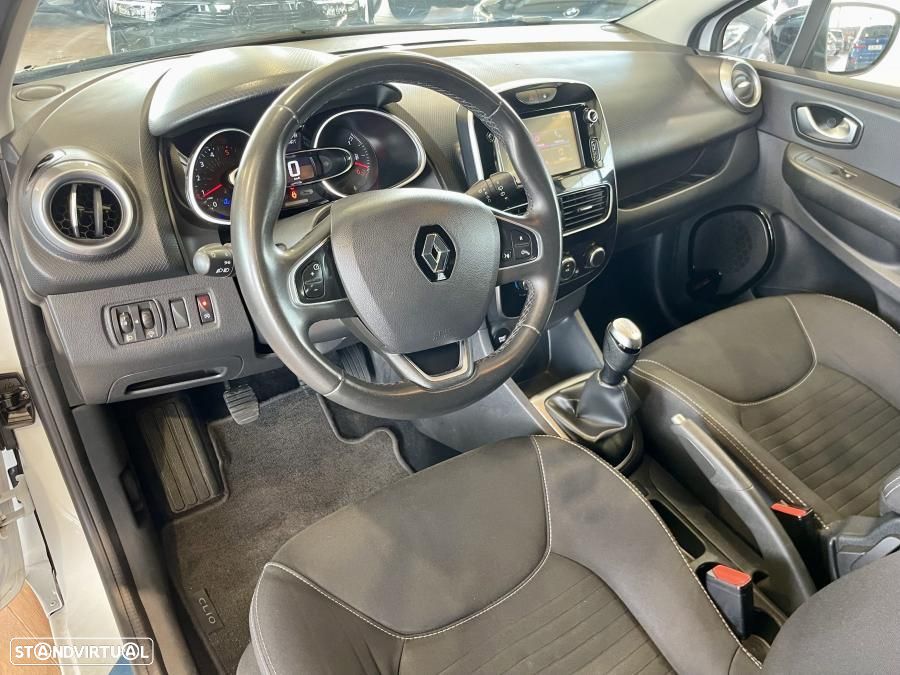 Renault Clio Sport Tourer 1.5 dCi Limited - 12