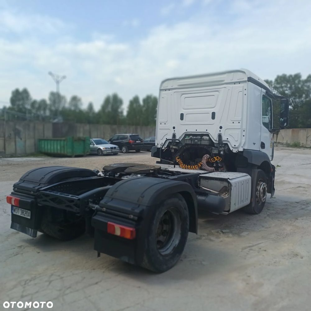Mercedes-Benz Actros - 7
