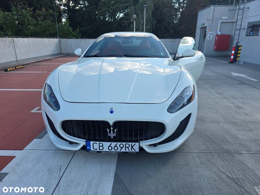 Maserati GranTurismo S Automat - 9
