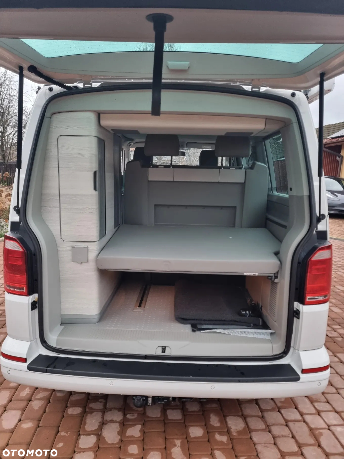 Volkswagen CALIFORNIA OCEAN KAMPER - 16