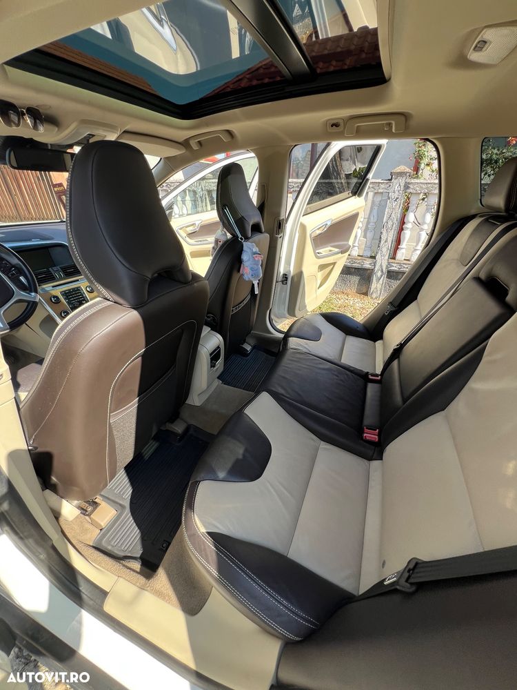 Volvo XC 60 - 14