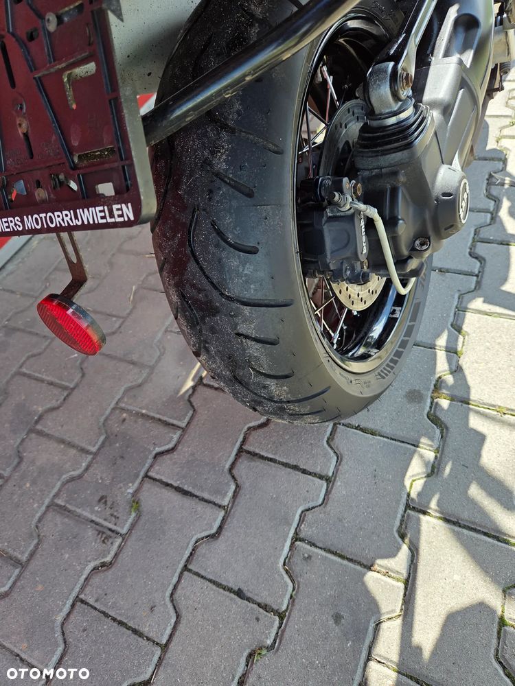 Moto Guzzi Stelvio - 10