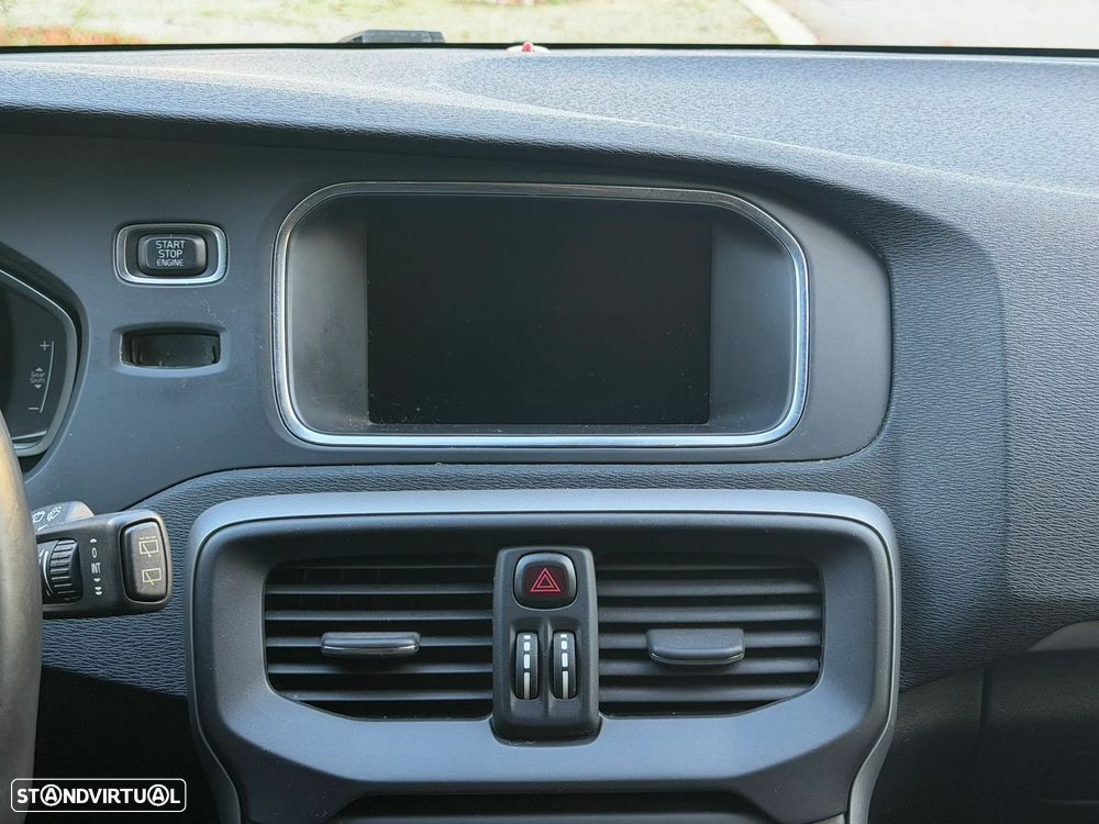 Volvo V40 1.6 D2 Summum - 10