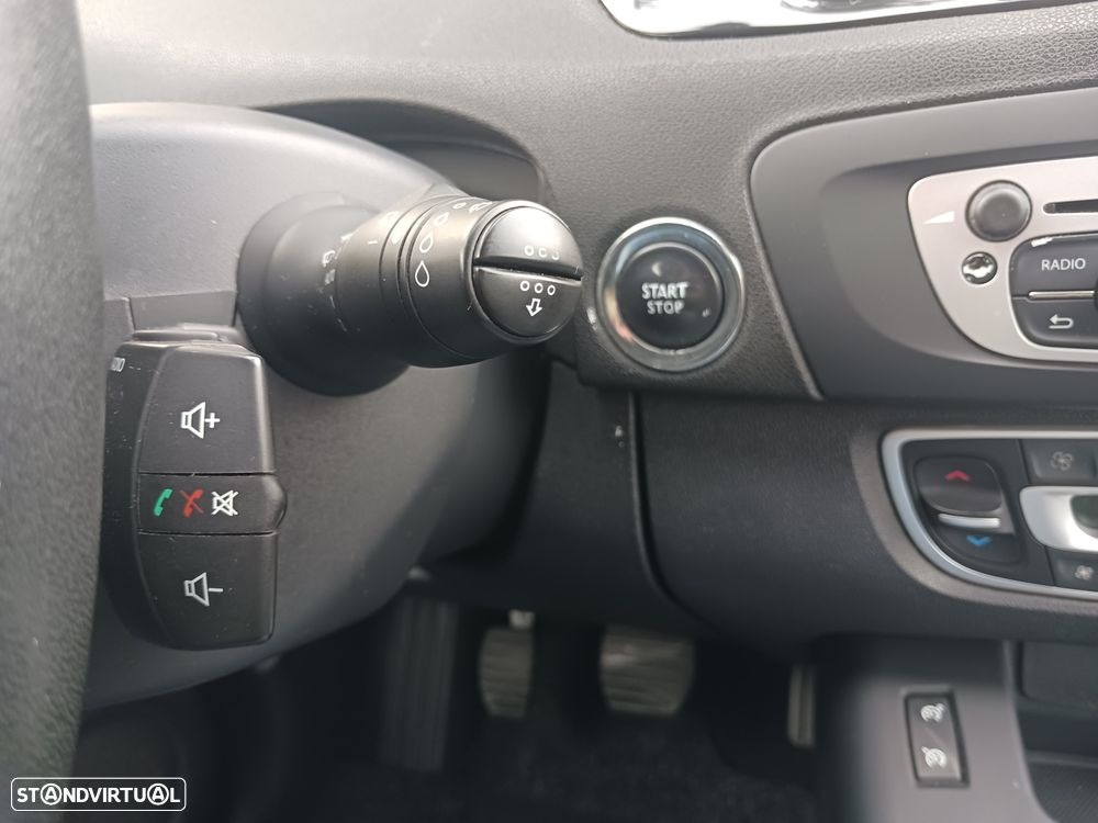 Renault Scénic 1.5 dCi Sport SS - 25