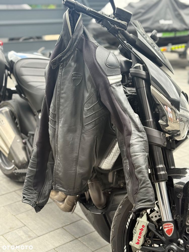 Ducati Diavel - 13