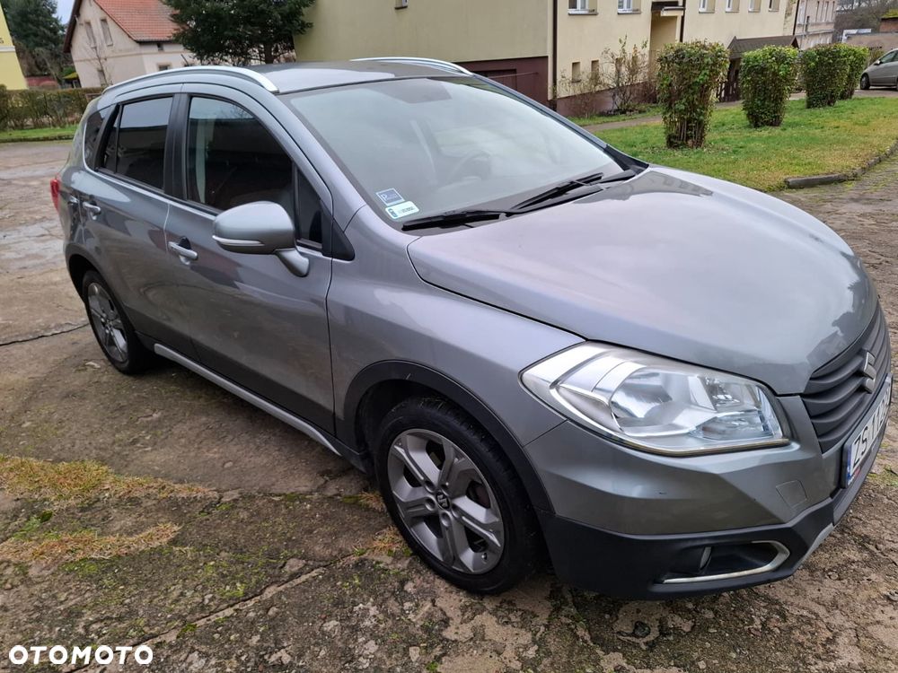 Suzuki SX4 S-Cross 1.6 Premium 4WD - 1