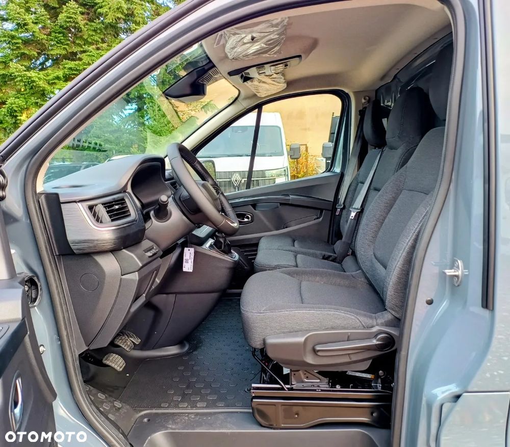 Renault TRAFIC - 16
