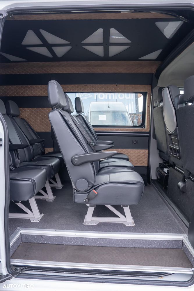 Renault Master 2.3 Blue dCi 165 TT Combi 3,5t L2H2 8+1 - 19