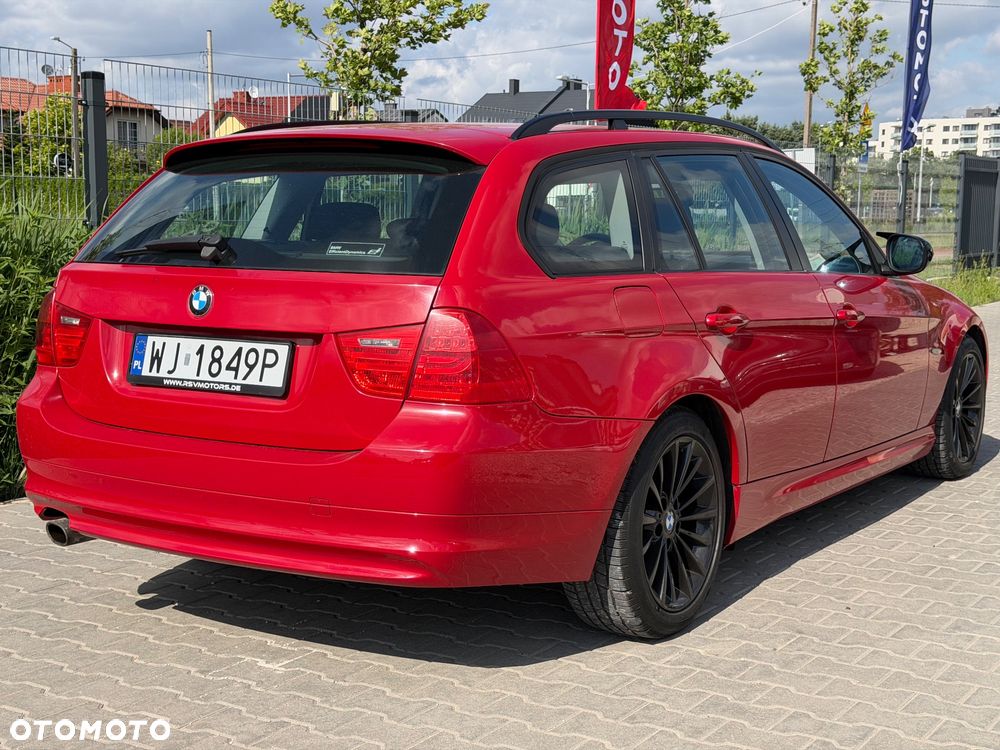 BMW Seria 3 320i Edition Sport - 6