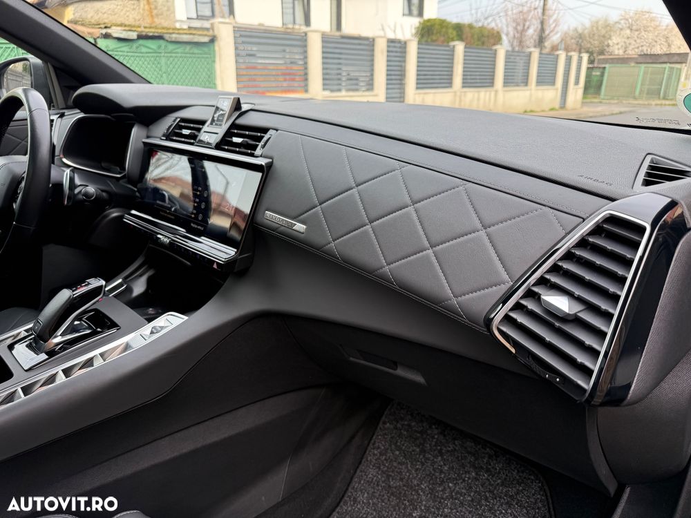 DS Automobiles DS 7 Crossback - 25