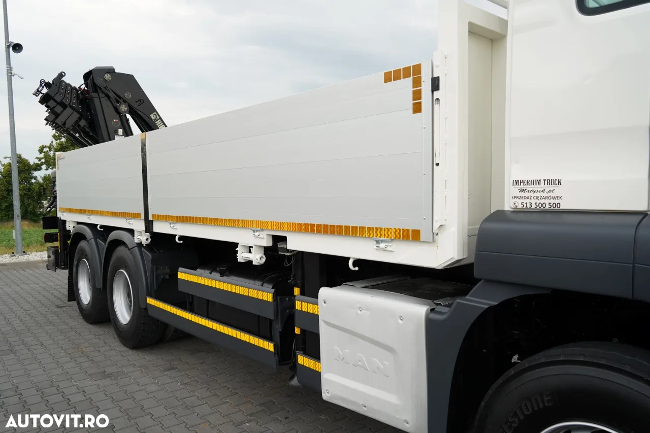 MAN TGS 26.360 / 6X4 / BOTTOM 6.5 M + HDS HIAB 211 EP-5 / CAPACITATE MAXIMĂ DE RIDICARE: 6 900 KG / RADIOCOMANDĂ / ROTARE / MANUALĂ / EURO 6 - 17