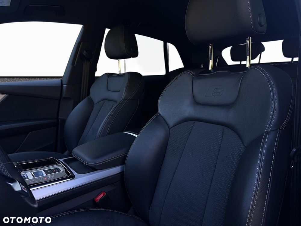 Audi Q8 - 30