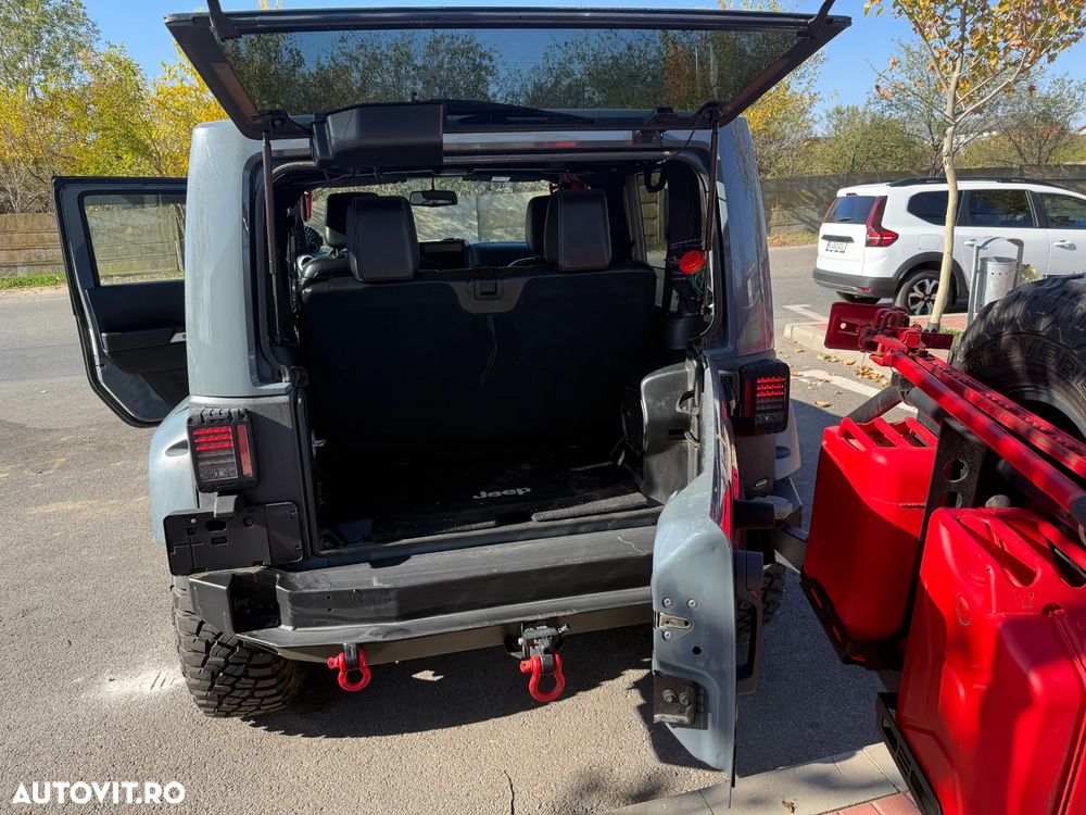Jeep Wrangler 2.8 CRD AT Rubicon - 8