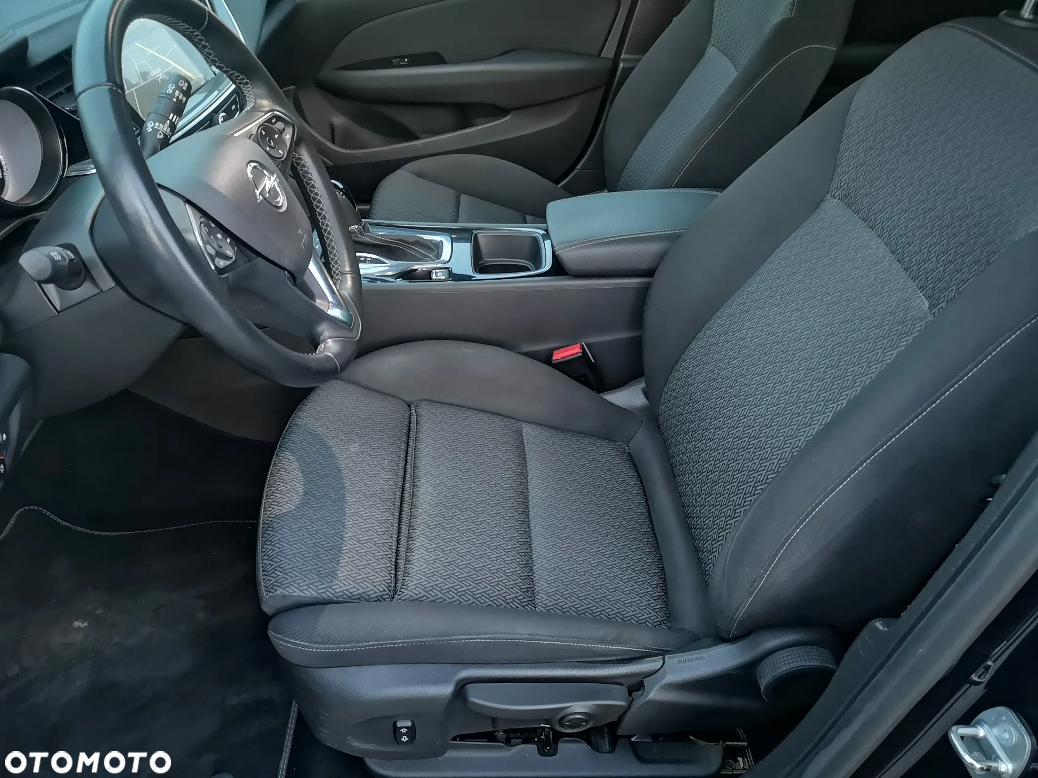 Opel Insignia 1.6 CDTI Sports Tourer Business Edition - 24