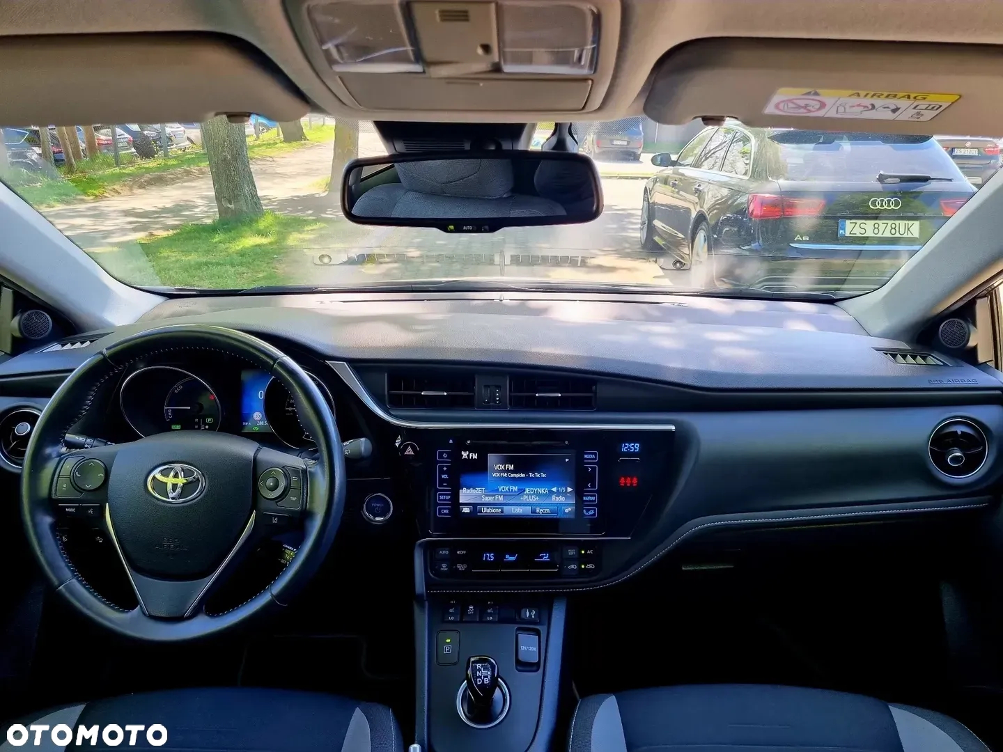 Toyota Auris Hybrid 135 Comfort - 15