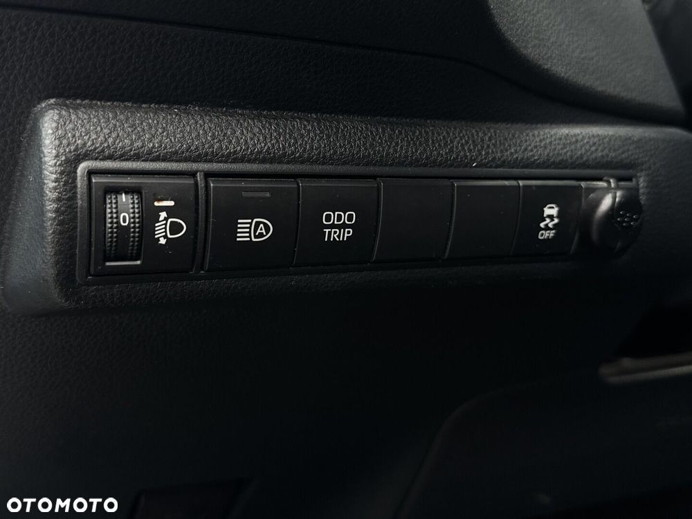 Toyota Corolla 1.8 Hybrid Comfort - 31
