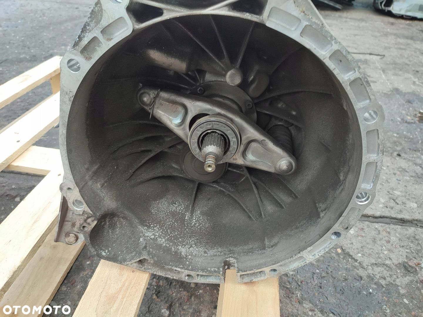 BMW E90 E91 SKRZYNIA BIEGÓW 2.0D N47 177KM - 3