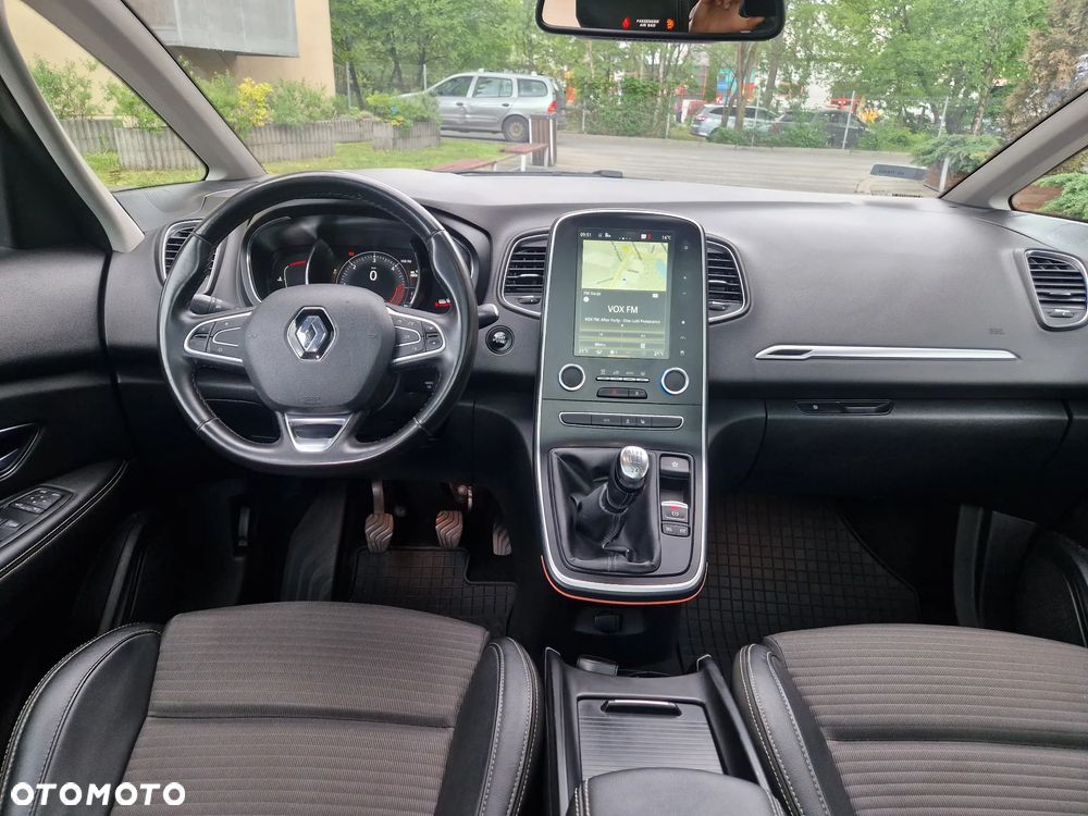 Renault Scenic 1.6 dCi Energy Intens - 20