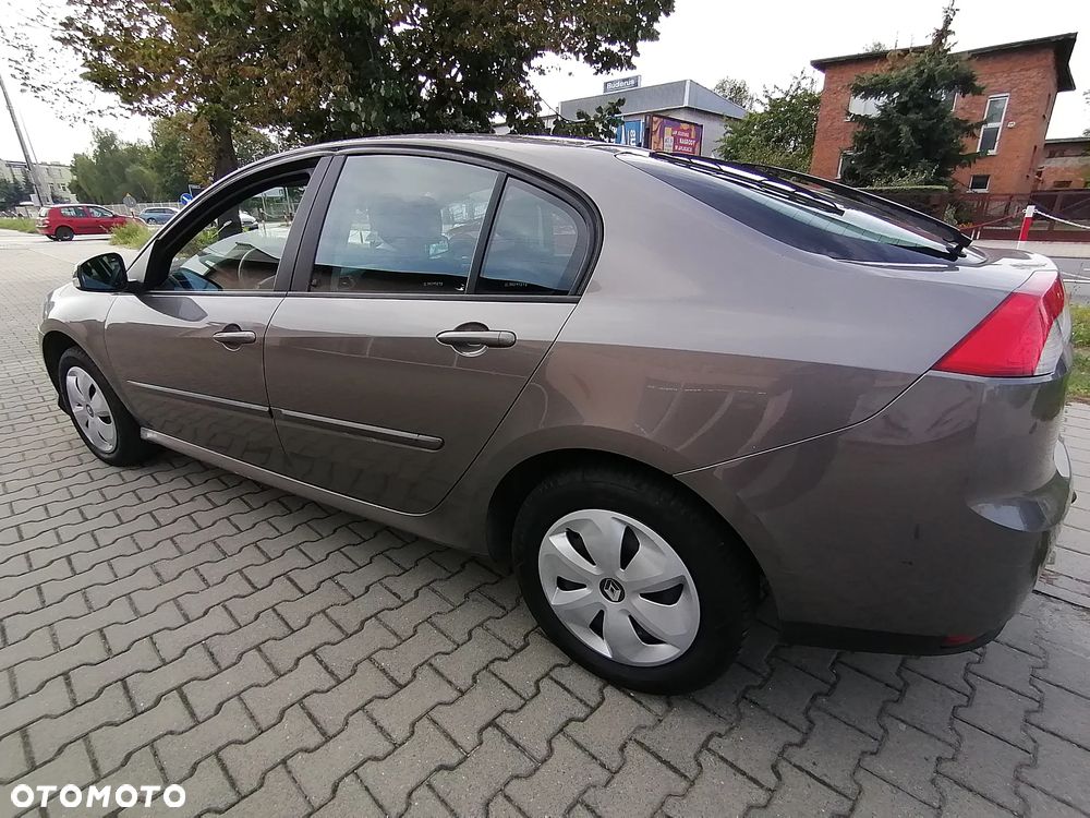 Renault Laguna 1.5 dCi Exception - 11
