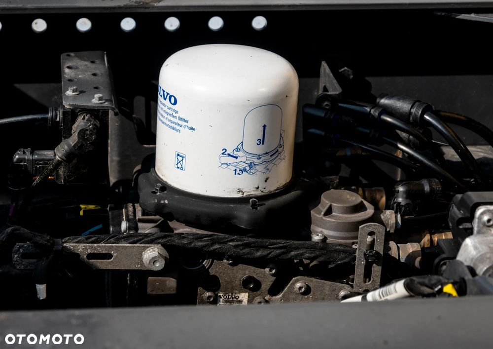 Volvo FH 460 FT I-SAVE - 8