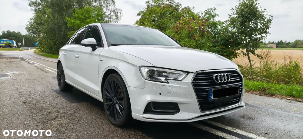 Audi A3 Limousine 40 TFSI Quattro S tronic - 1