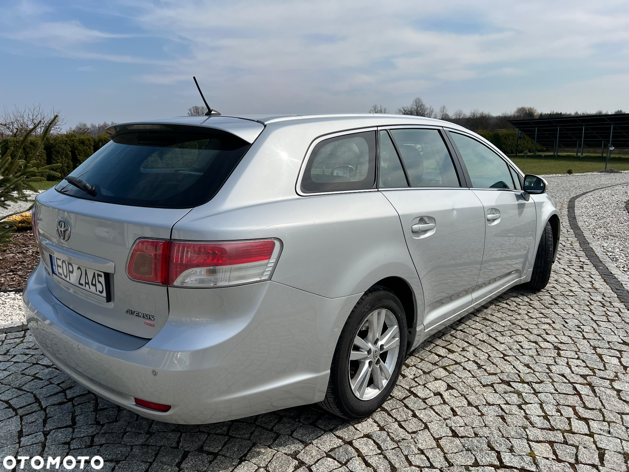 Toyota Avensis 2.0 D-4D Sol - 3