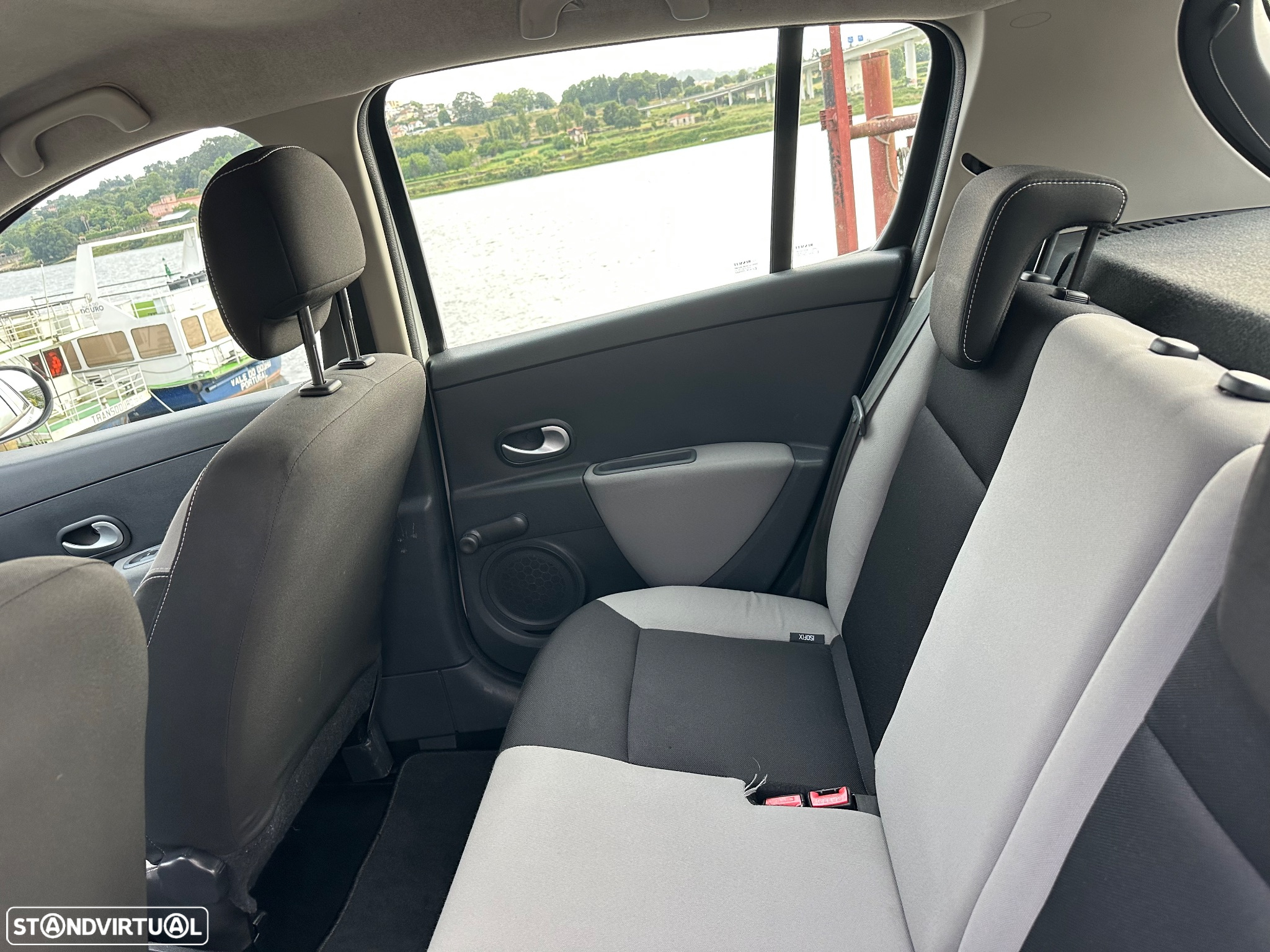 Renault Clio 1.5 dCi 90 FAP Dynamique - 20