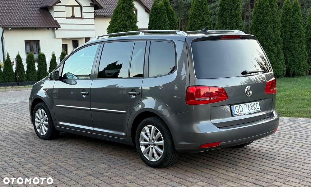 Volkswagen Touran 2.0 TDI Highline - 2
