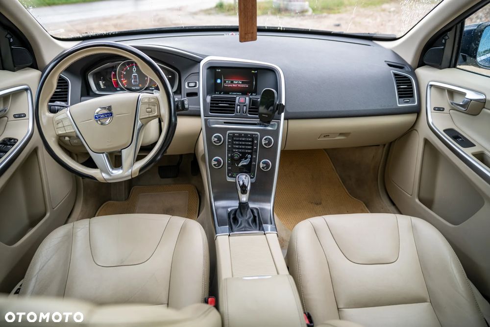 Volvo XC 60 T6 AWD Momentum - 15
