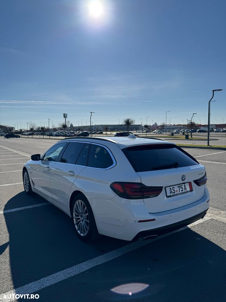 BMW Seria 5 530e Aut. - 10