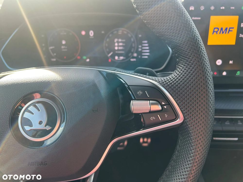 Skoda Octavia 2.0 TDI Sportline DSG - 9