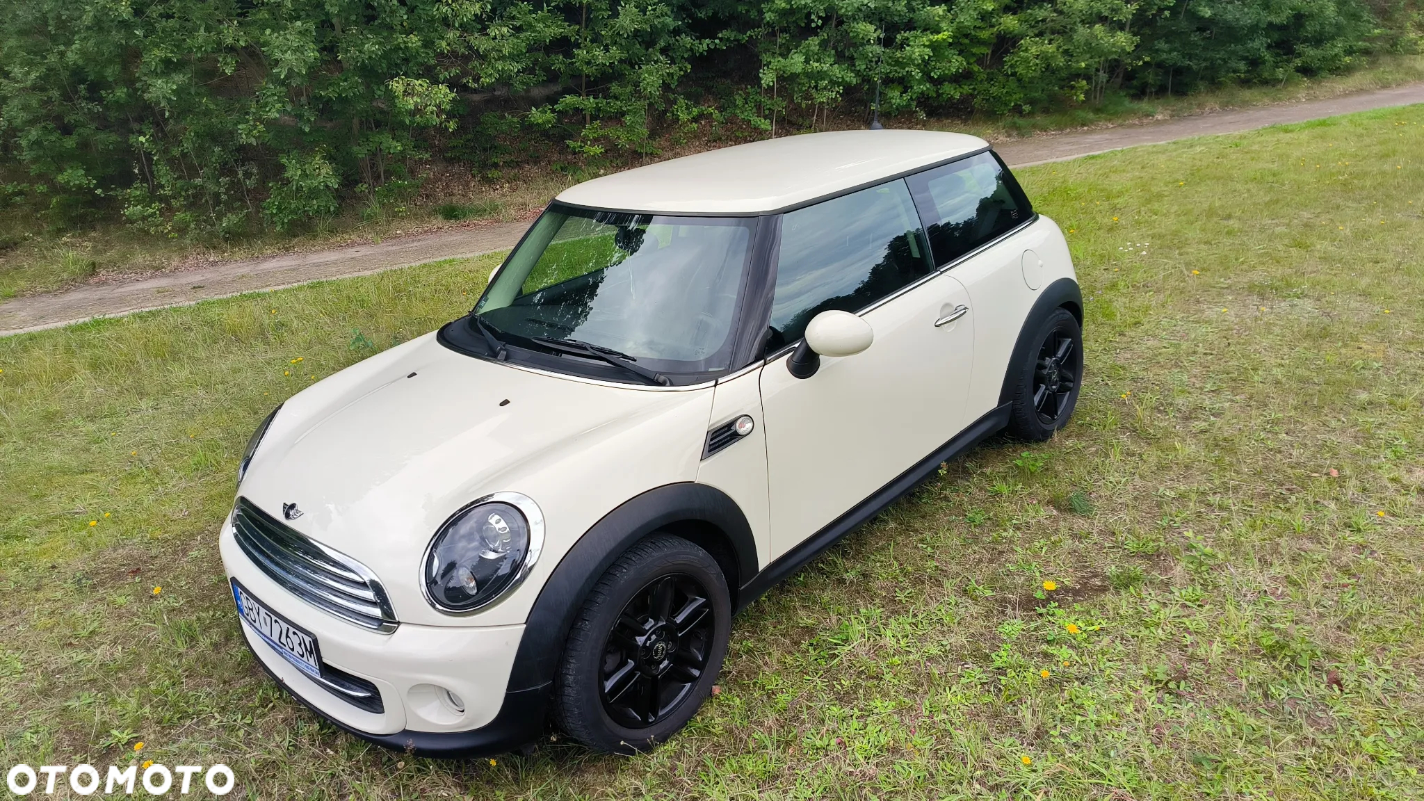 MINI Cooper Standard - 8